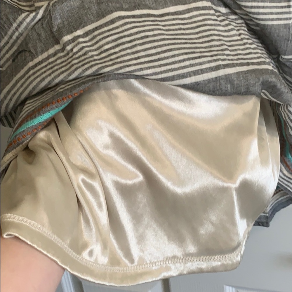 Dress - Picture 4 of 5